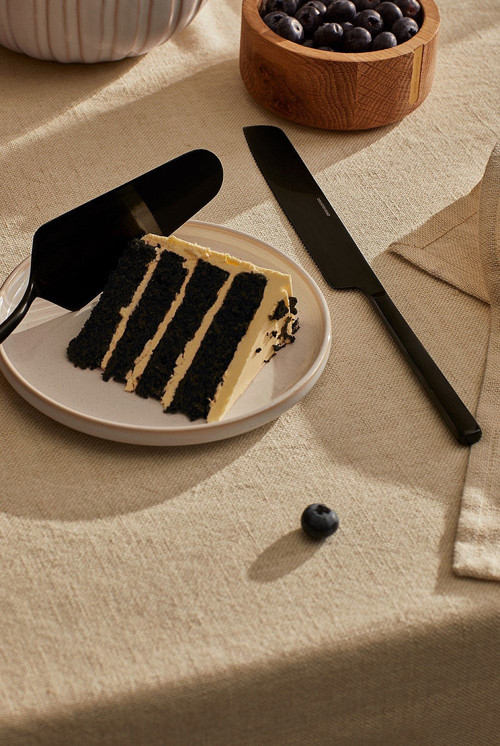 CR Nolan Cake Serving Set